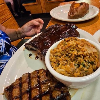 Texas Roadhouse - Perfect medium well steak with super tender ribs - Steakhouses Near Me - Bakersfield, California Texas Roadhouse - Perfect medium well steak with super tender ribs - Steakhouses Near Me - Bakersfield, California