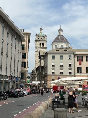Via Garibaldi by null