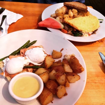Fig Tree Cafe - Salmon Benedict and omelette. - Sandwiches Near Me - Pacific Beach, California