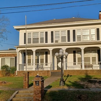 Cutts Tree Services - Front after picture - Tree Services Near Me