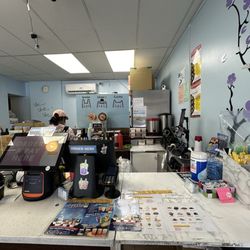 Yum Ice Cream&Bubble Tea - Inside