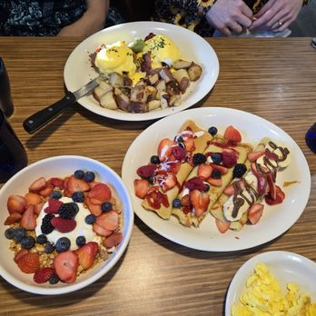 Hope’s Brunch House - Eggs Benedict, crepes sampler plate, and yogurt bowl. - Coffee & Tea Near Me - Phoenix, Arizona Hope’s Brunch House - Eggs Benedict, crepes sampler plate, and yogurt bowl. - Coffee & Tea Near Me - Phoenix, Arizona