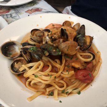 il Canale - SCIALATIELLI ALLO SCOGLIO - Italian Near Me - Washington, DC, District of Columbia