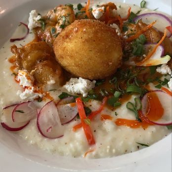 Odd Duck - Shrimp and Grits - American Near Me - Austin, Texas Odd Duck - Shrimp and Grits - American Near Me - Austin, Texas