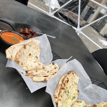 Paradise Street Eats & Biryani - Bowl (16oz) Butter Sauce - Indian Near Me - Dearborn, Michigan