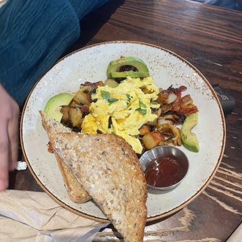 First Watch - Farmhouse Hash - Breakfast & Brunch Near Me - Hickory, North Carolina