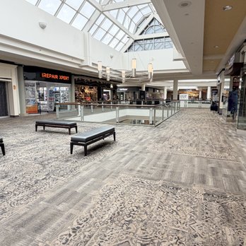 The Avenues - walking the second deck. wide and helpful for mall walking! - Shopping Centers Near Me - Jacksonville, Florida The Avenues - walking the second deck. wide and helpful for mall walking! - Shopping Centers Near Me - Jacksonville, Florida