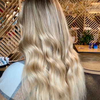 Salon Ish - Blonde full foil with 22 inch hand sewn in extensions!! - Hair Salons Near Me - Puyallup, Washington Salon Ish - Blonde full foil with 22 inch hand sewn in extensions!! - Hair Salons Near Me - Puyallup, Washington