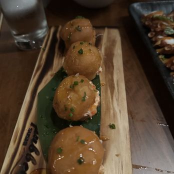 Pubbelly Sushi - Lobster buns - Sushi Bars Near Me - Pembroke Pines, Florida Pubbelly Sushi - Lobster buns - Sushi Bars Near Me - Pembroke Pines, Florida