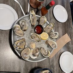 Captain Brad's Coastal Kitchen - Oysters