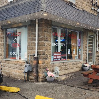 Valley Pizza - Exterior - Pizza Near Me - Buena Vista, Pennsylvania Valley Pizza - Exterior - Pizza Near Me - Buena Vista, Pennsylvania