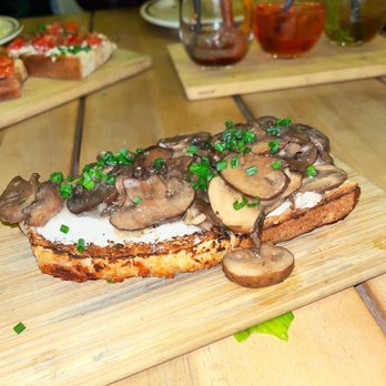 Movida - Mushroom Tosta - Spanish Near Me - Milwaukee, Wisconsin