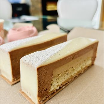 Roselle - Bakeries Near Me - Toronto, Ontario Roselle - Bakeries Near Me - Toronto, Ontario