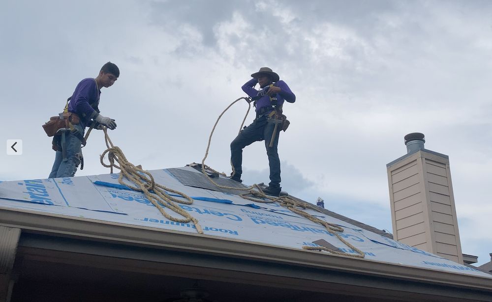 Slide of Mammoth Contracting - Round Rock