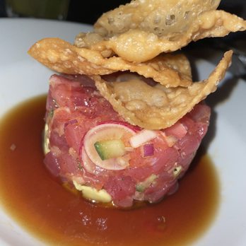 Perch - Tuna tartare- highly recommend (ask for more wontons!) - Lounges Near Me - Los Angeles, California