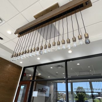 RedKey Realty Leaders - Pretty chandelier - Real Estate Services Near Me - Chesterfield, Missouri RedKey Realty Leaders - Pretty chandelier - Real Estate Services Near Me - Chesterfield, Missouri