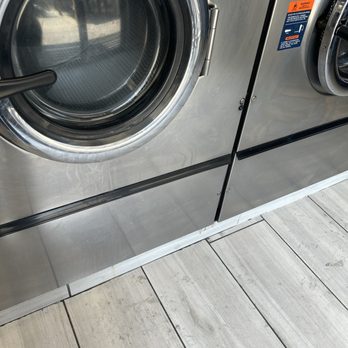 LaunDream Laundry - Laundromat Near Me - Yorba Linda, California LaunDream Laundry - Laundromat Near Me - Yorba Linda, California