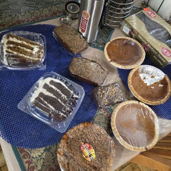 Abu's Homestyle Bakery - Bean pies, apple crumb pie, oreo cake & carrot cake - Bakeries Near Me - Brooklyn, New York