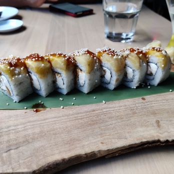 Moshi Moshi - Biscayne Blvd - More sushi - Sushi Bars Near Me - Miami, Florida