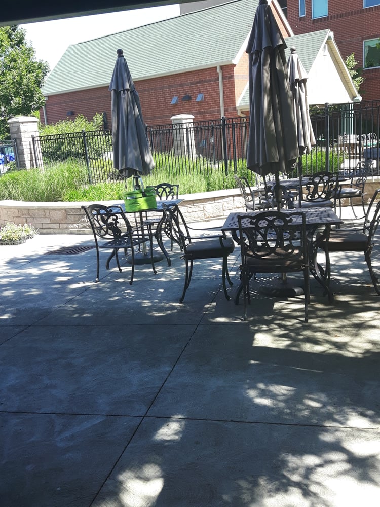 DEARNESS HOME 710 Southdale Road E, London, Ontario Medical Clinics