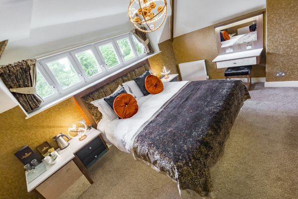 The Cranleigh Boutique by null