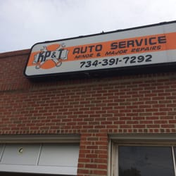 KP&T Auto Service - Front of the store.