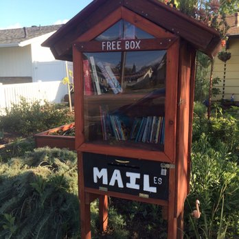 Giant Free Box Library - Community Book Box Near Me - Los Angeles, California Giant Free Box Library - Community Book Box Near Me - Los Angeles, California