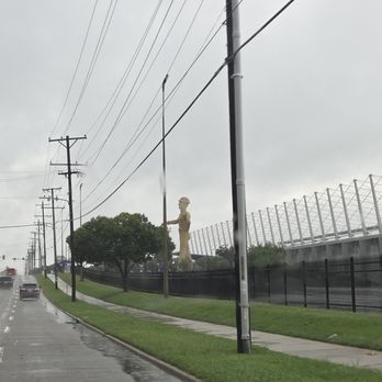 Golden Driller - Parks Near Me - Tulsa, Oklahoma