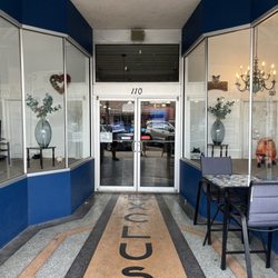 Chyann’s Specialty Cafe - Outside
