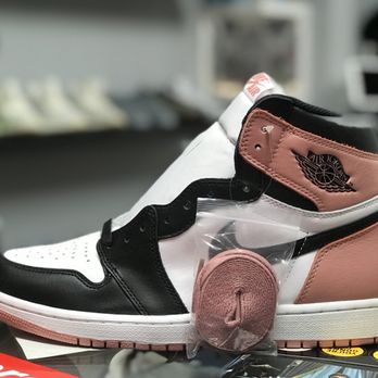 nike store silver spring md