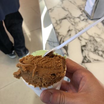 Persicco - Helado Duce de leche y mint chip - Ice Cream & Frozen Yogurt Near Me - CABA, C Persicco - Helado Duce de leche y mint chip - Ice Cream & Frozen Yogurt Near Me - CABA, C