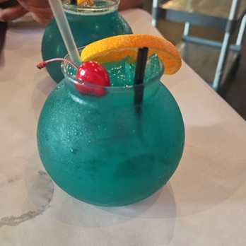 Shaking Seafood - Fish bowl - Seafood Near Me - Salem, New Hampshire