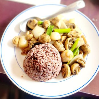 Bangkok Thai Cuisine - a plate of rice and vegetables - Thai Near Me - Berkeley, California
