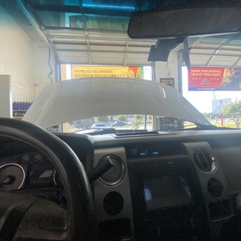 Take 5 Oil Change - Sitting in my truck while work is being done - Oil Change Stations Near Me - Houston, Texas Take 5 Oil Change - Sitting in my truck while work is being done - Oil Change Stations Near Me - Houston, Texas