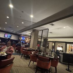 Nu Restaurant & Lounge