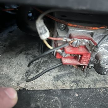 Red’s Refrigeration - Gas valve not coming on in your fireplace we can fix that - Heating & Air Conditioning/HVAC Near Me - Boise, Idaho Red’s Refrigeration - Gas valve not coming on in your fireplace we can fix that - Heating & Air Conditioning/HVAC Near Me - Boise, Idaho