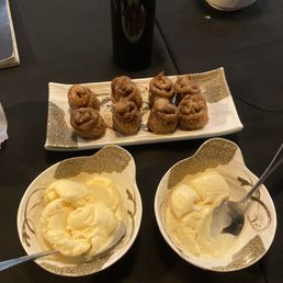 Friend Bananas and Vanilla Ice Cream Friend Bananas and Vanilla Ice Cream