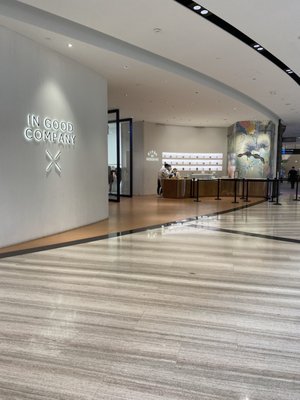 Birds of Paradise Gelato Boutique (Jewel Changi Airport) by null