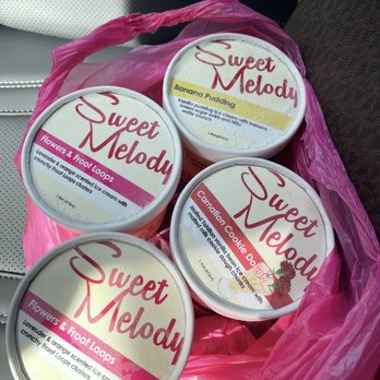 Sweet Melody Ice Cream - Flowers and fruit loops, banana pudding, carnation cookies dough - Ice Cream & Frozen Yogurt Near Me - Miami, Florida