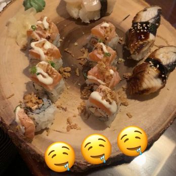 Bikkuri Sushi Noodle & Grill - Nigiri eel, nigiri scallop, Sakamoto roll. - Sushi Bars Near Me - Orlando, Florida Bikkuri Sushi Noodle & Grill - Nigiri eel, nigiri scallop, Sakamoto roll. - Sushi Bars Near Me - Orlando, Florida