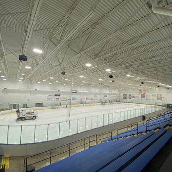 West Meadows Ice Arena - Skating Rinks Near Me - Rolling Meadows, Illinois