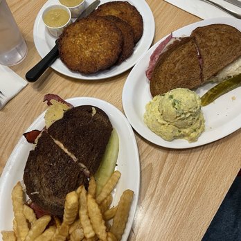 Cecils - Reuben sandwiches with latkes - Delis Near Me - Saint Paul, Minnesota
