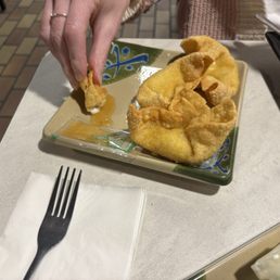 Crab Rangoon