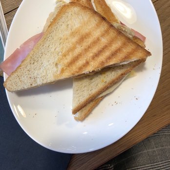 Idee E Complementi - Toast mit Schinken und Käse an Mango Chutney 8,90 € - Cafes Near Me - Munich, BY Idee E Complementi - Toast mit Schinken und Käse an Mango Chutney 8,90 € - Cafes Near Me - Munich, BY