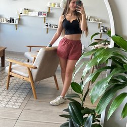 Bare Sugar Studio - Waiting area/shop