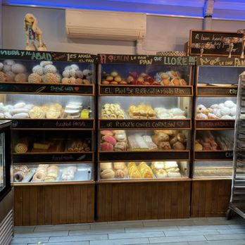 Todo Rico Bakery - a display of baked goods - Coffee & Tea Near Me - Jackson Heights, New York Todo Rico Bakery - a display of baked goods - Coffee & Tea Near Me - Jackson Heights, New York
