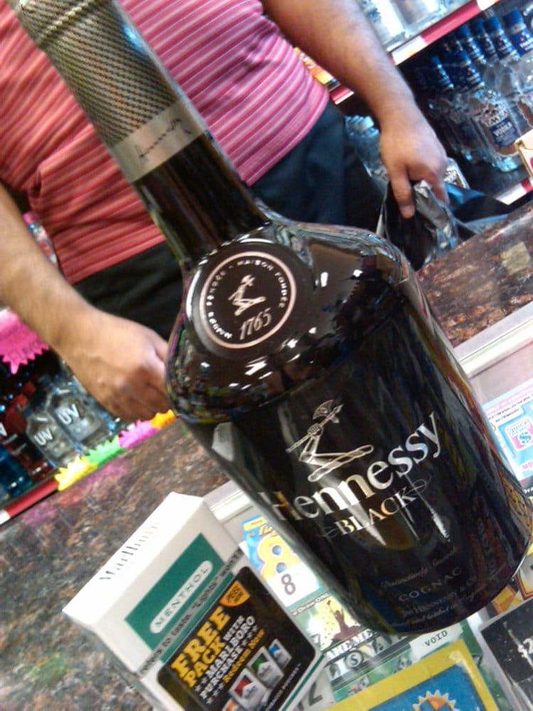 Summer Hill Liquor Logo