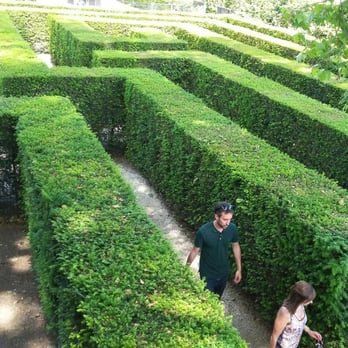 Irrgarten im Schlosspark - Landmarks & Historical Buildings Near Me - Vienna, 9