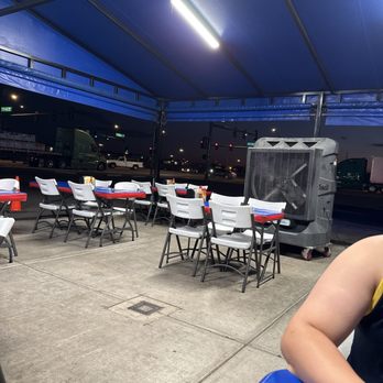 Tacos La Lomita - They have a big fan for the heat - Food Stands Near Me - Phoenix, Arizona