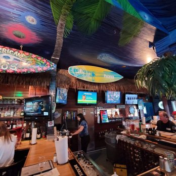 Hurricane Mo's - Inside Hurricane Moes - Bars Near Me - Kitty Hawk, North Carolina Hurricane Mo's - Inside Hurricane Moes - Bars Near Me - Kitty Hawk, North Carolina